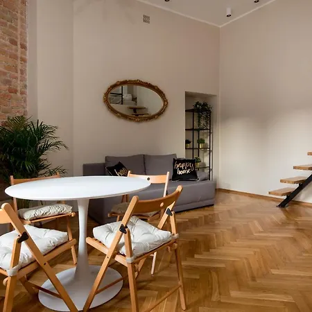 דירה Saxon Garden Studio ורשה