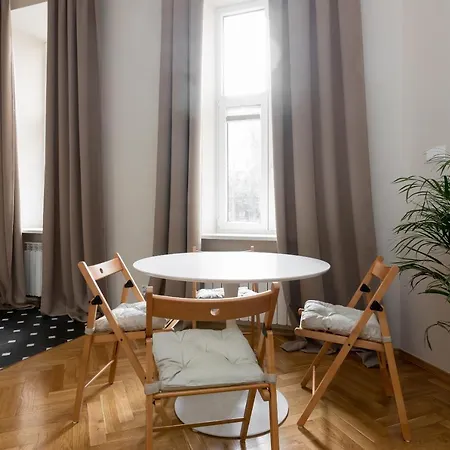 Saxon Garden Studio * ורשה